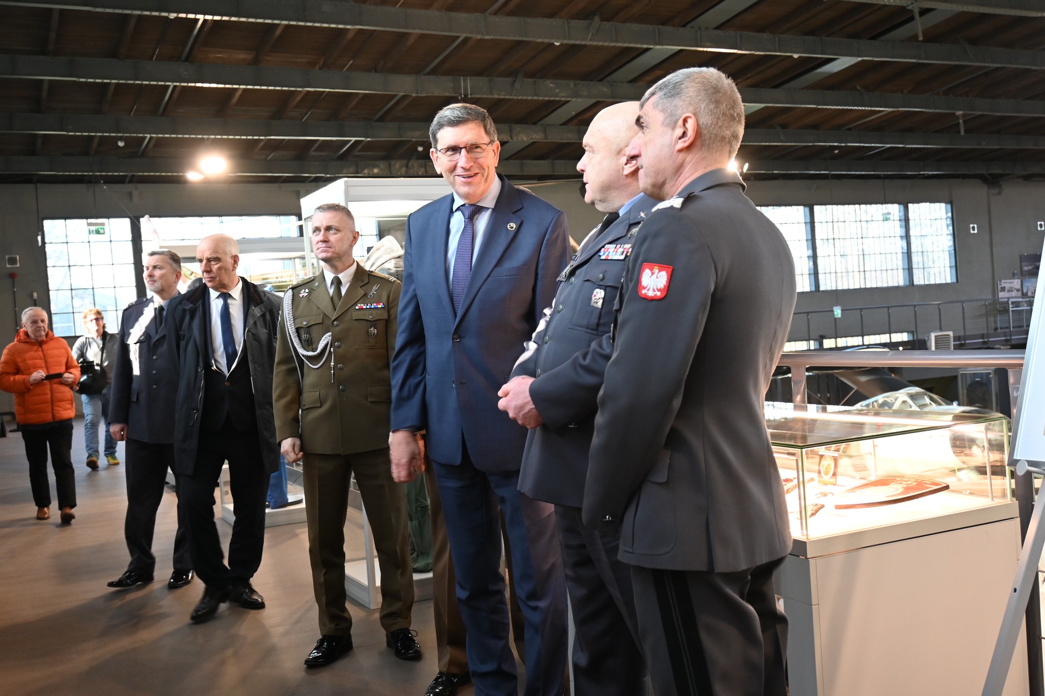 598860172 122214471326286264 7364457511214467355 n